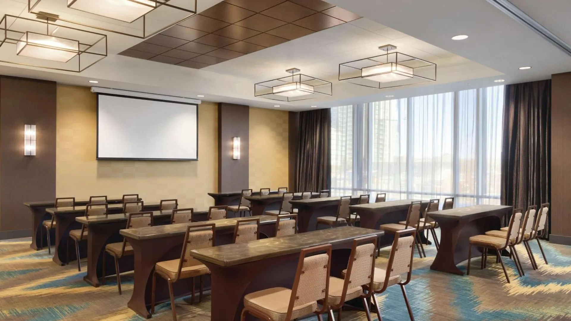 Hilton Garden Inn Calgary Downtown Hotel
