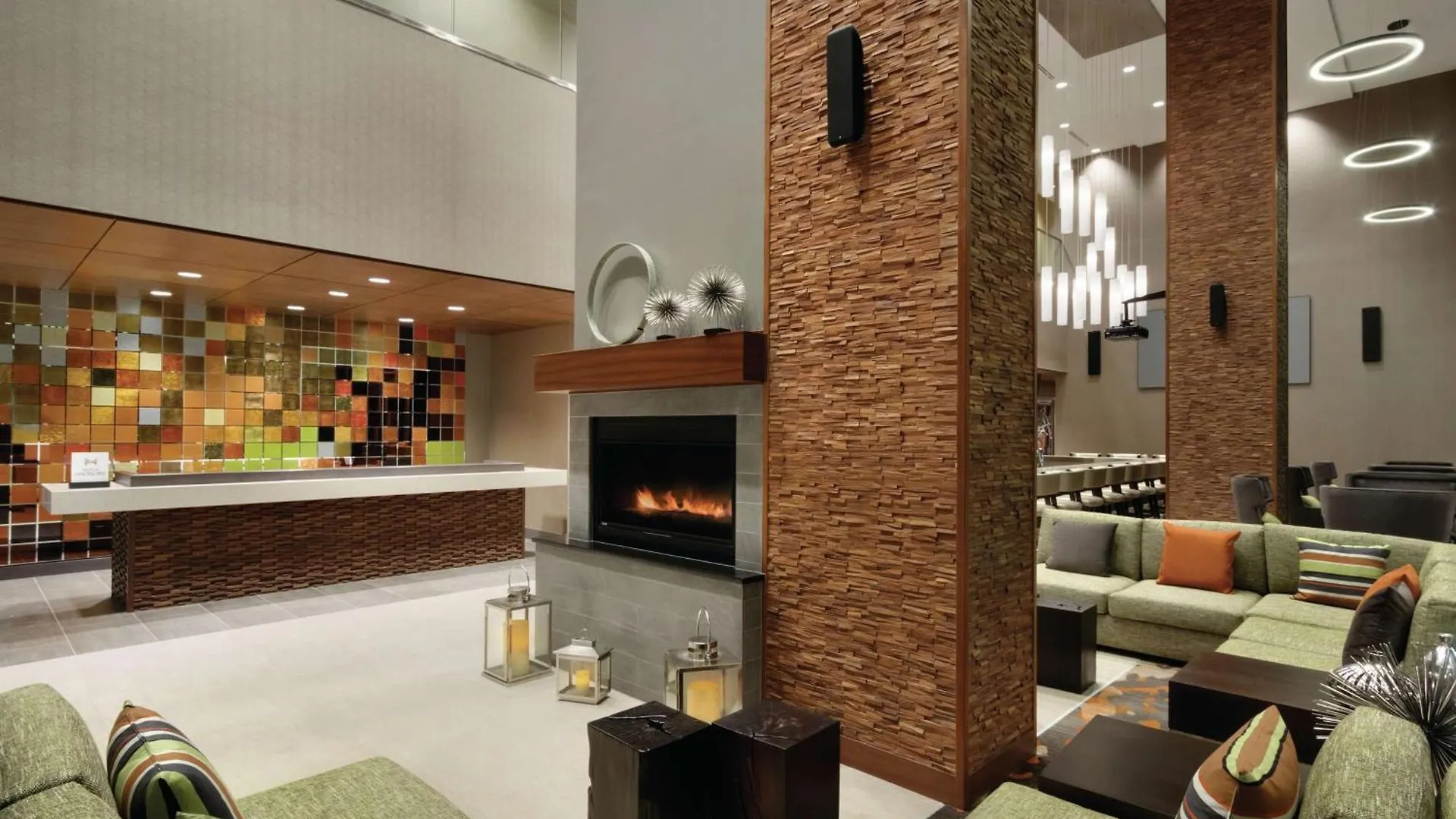 Hilton Garden Inn Calgary Downtown 3*,