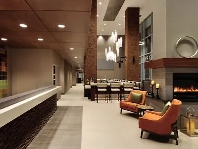Hilton Garden Inn Calgary Downtown 3*,