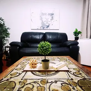 Plush 2 Bedroom Unit 5min Downtown Off Wellington Apartment Montreal